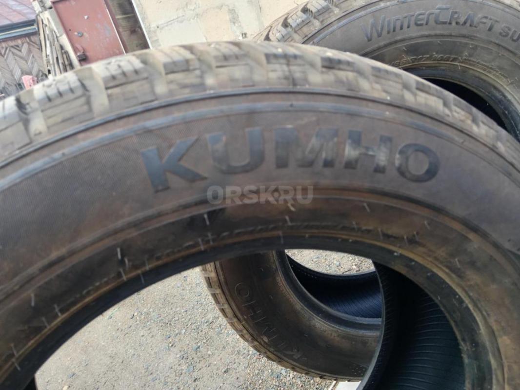 225 65 r17  KUMXO, Корея, шины зимний шипованые, 2шт, состоянии новых, без грыж  и порезов,  все шип - Орск