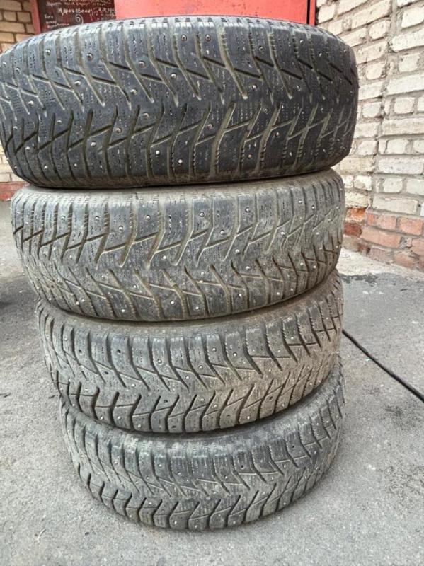 Продам шины зимние шипованые  Sailun 4шт.50% шипов. - Орск
