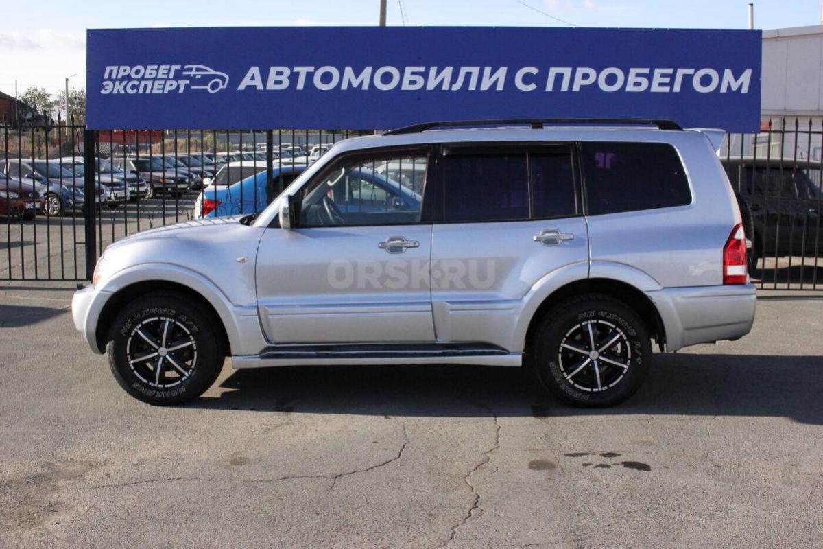 В продаже Mitsubishi Pajero &amp;#039;2004 III Рестайлинг 
√Бензин, 3.5 л, 202 л.с.
√АКПП, пол - Орск