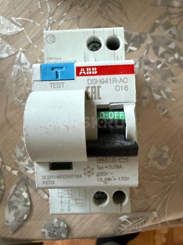 Продам коммутационные аппараты: автоматические выключатели (автоматы), устройства защитного отключен - Орск