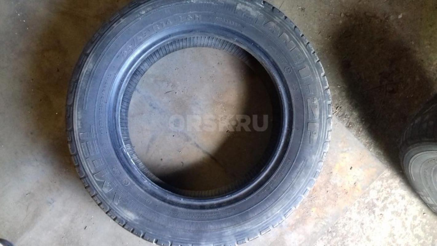 Продам шины б/у  
R13:  175/70 82Т Firestone F560,   
 R14: 175/65 82Т Nokian Hakkapelitta2 M+S, - Орск