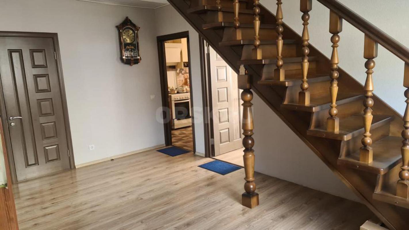 Деревянные изделия на заказ: лестницы (открытого типа, закрытые обшивка металлических конструкций де - Орск