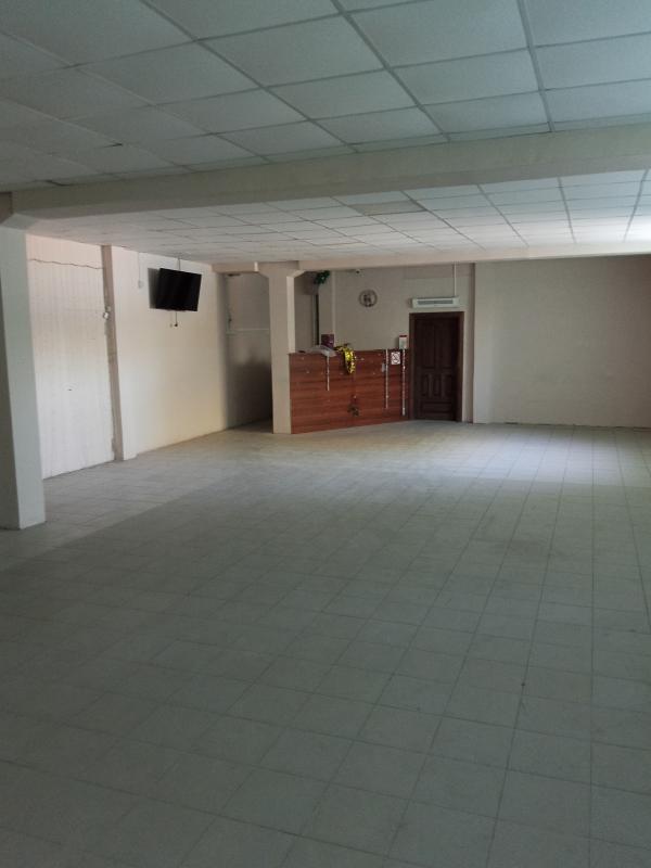 Сдается помещение 120 м3 в отдельно стоящем не жилом здании на 1 эт., первая линия, под магазин, офи - Новотроицк