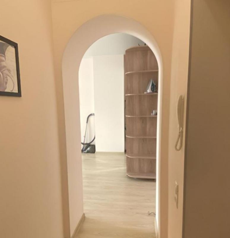 Сдается однокомнатная квартира на длительный срок. - Новотроицк