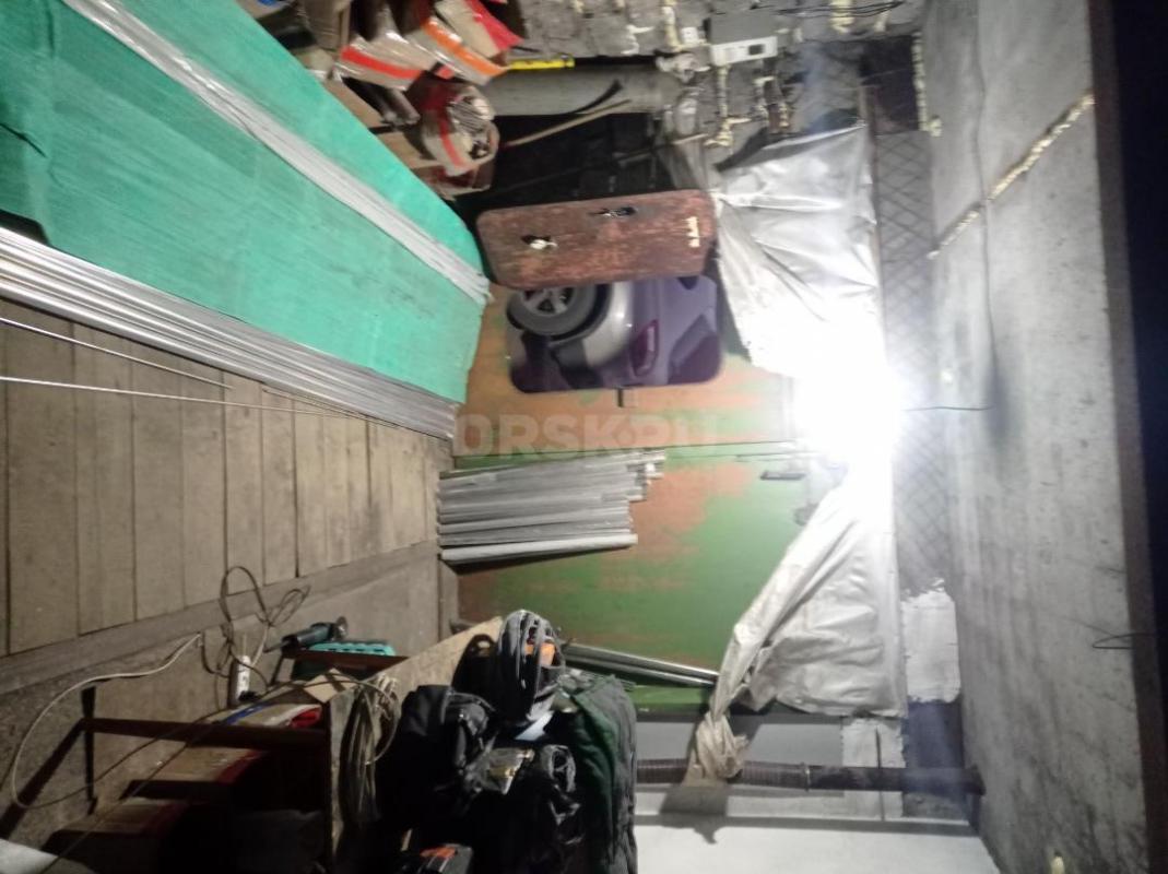 Гараж 240 квартал, заезд с улицы стартовой и с ялтинской, крыша сделана пару лет назад, печка на дро - Орск