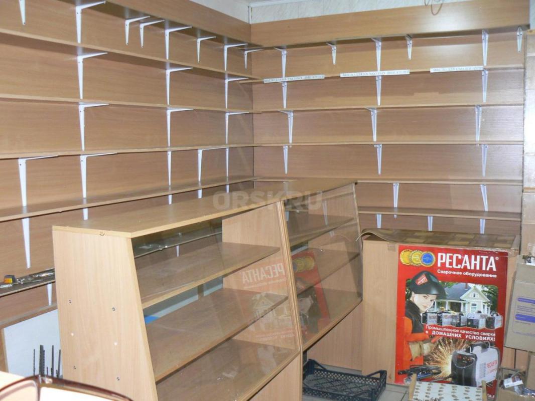 продам витрины торгового зала - Орск