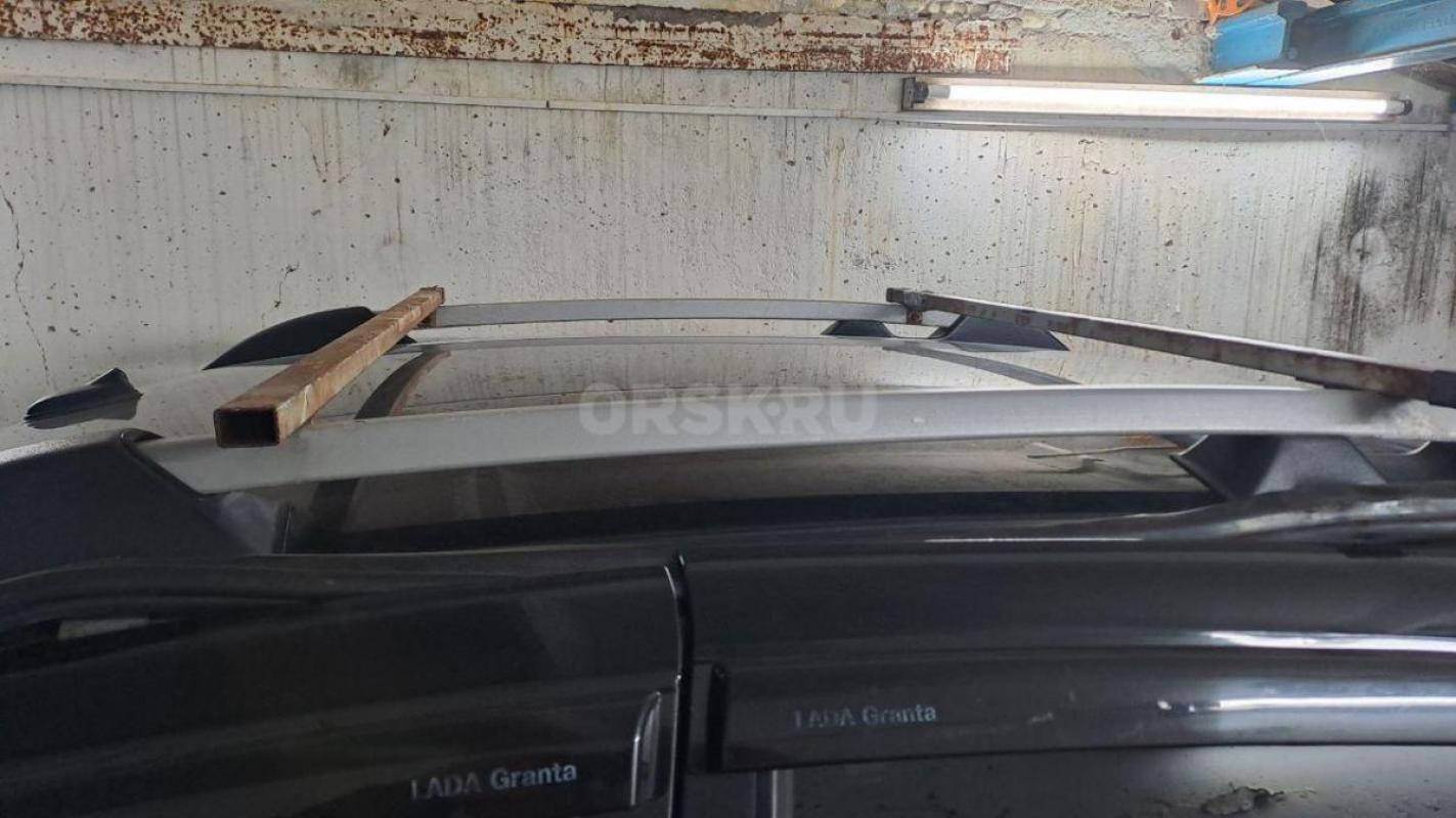 Продам на Гранта седан. 2000р - Орск