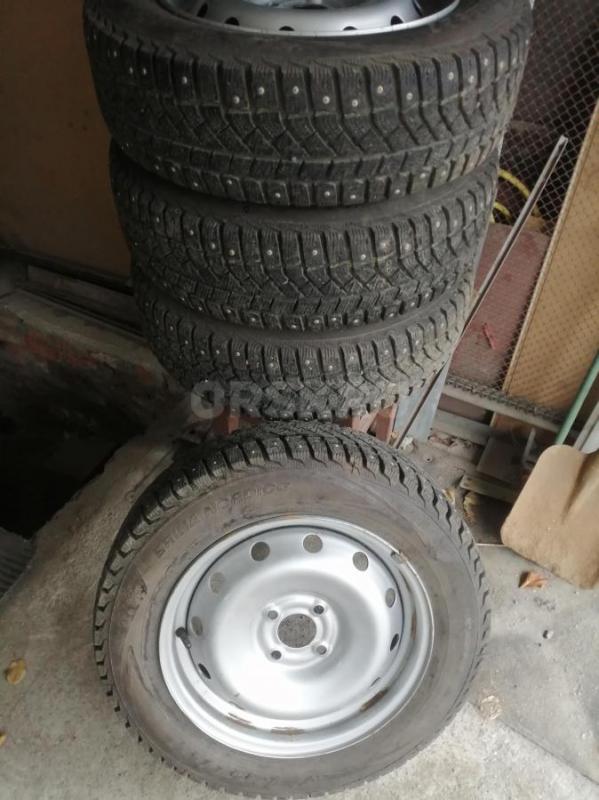 Зимние шины Виатти на дисках. 185*65*15.шипы на месте 100%. - Орск