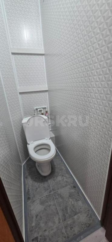 Продам 3-к квартиру 4/5 эт. - Орск