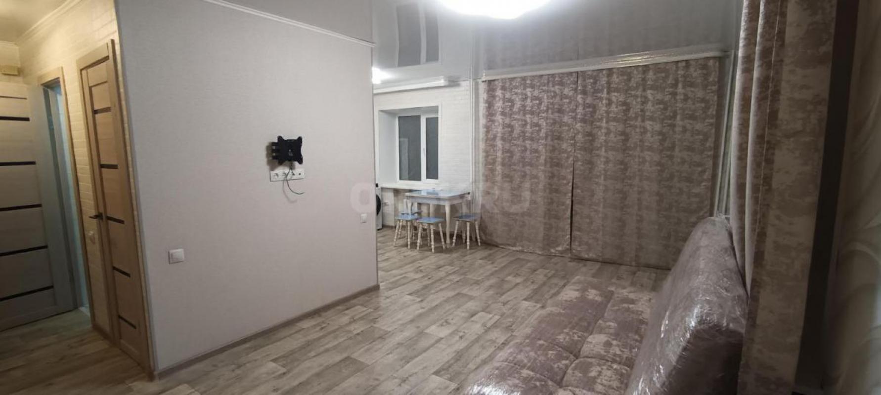 Сдам  на длительный срок чистую, уютную однокомнатную квартиру (студию). - Орск