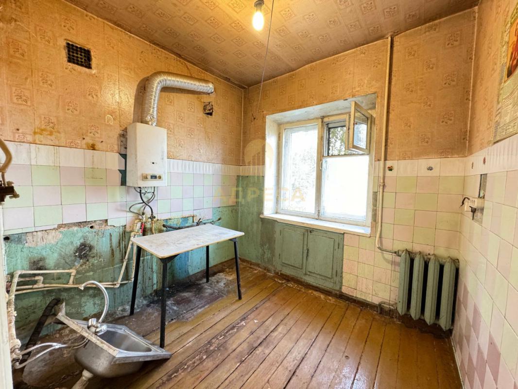 Продается 3-комнатная квартира по адресу: г. - Оренбург