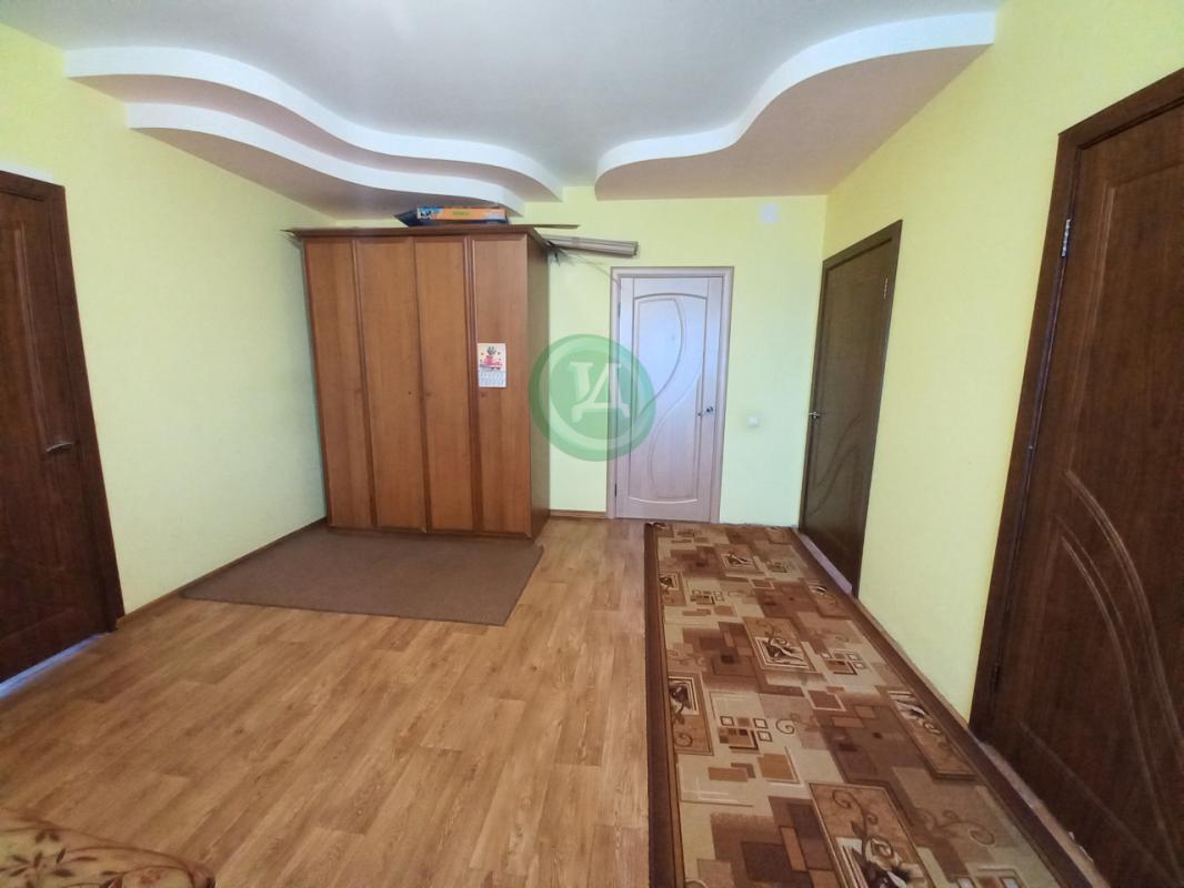 Продается уютный, двух этажный дом по ул. - Орск