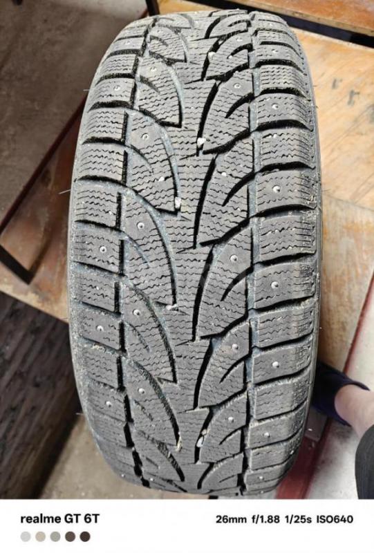 Зима 215/55/ R18 эксплуатация один сезон, состояние идеальное. - Орск