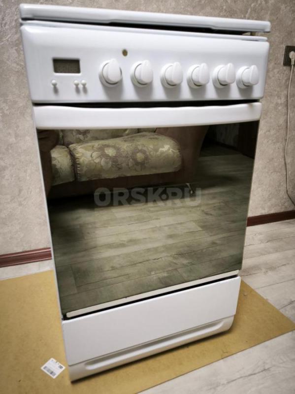 Продам газовую плиту Hotpoint- Ariston в отличном рабочем состоянии ( гриль, двойной гриль, вертел и - Орск
