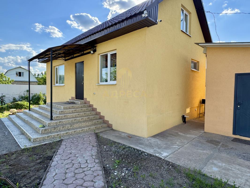 ТЕПЛЫЙ ДОМ С БАНЕЙ, 2-х этажный, круглогодичного проживания (Дубки). - Оренбург