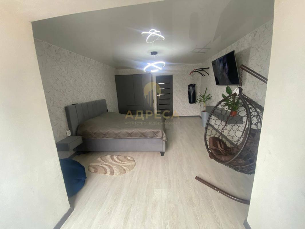 Предлагаем вашему вниманию светлую и уютную трехкомнатную квартиру в кирпичном доме недалеко от цент - Сорочинск