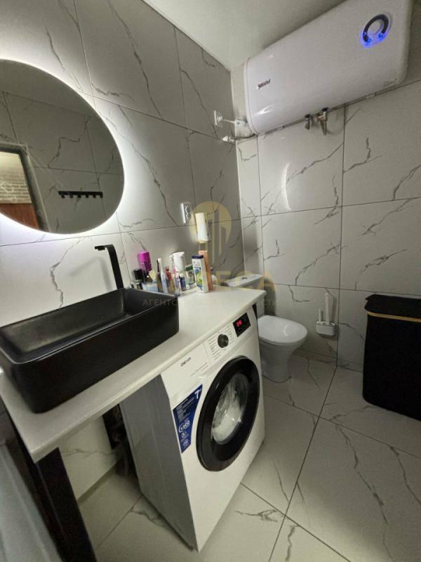 Предлагаем вашему вниманию светлую и уютную трехкомнатную квартиру в кирпичном доме недалеко от цент - Сорочинск