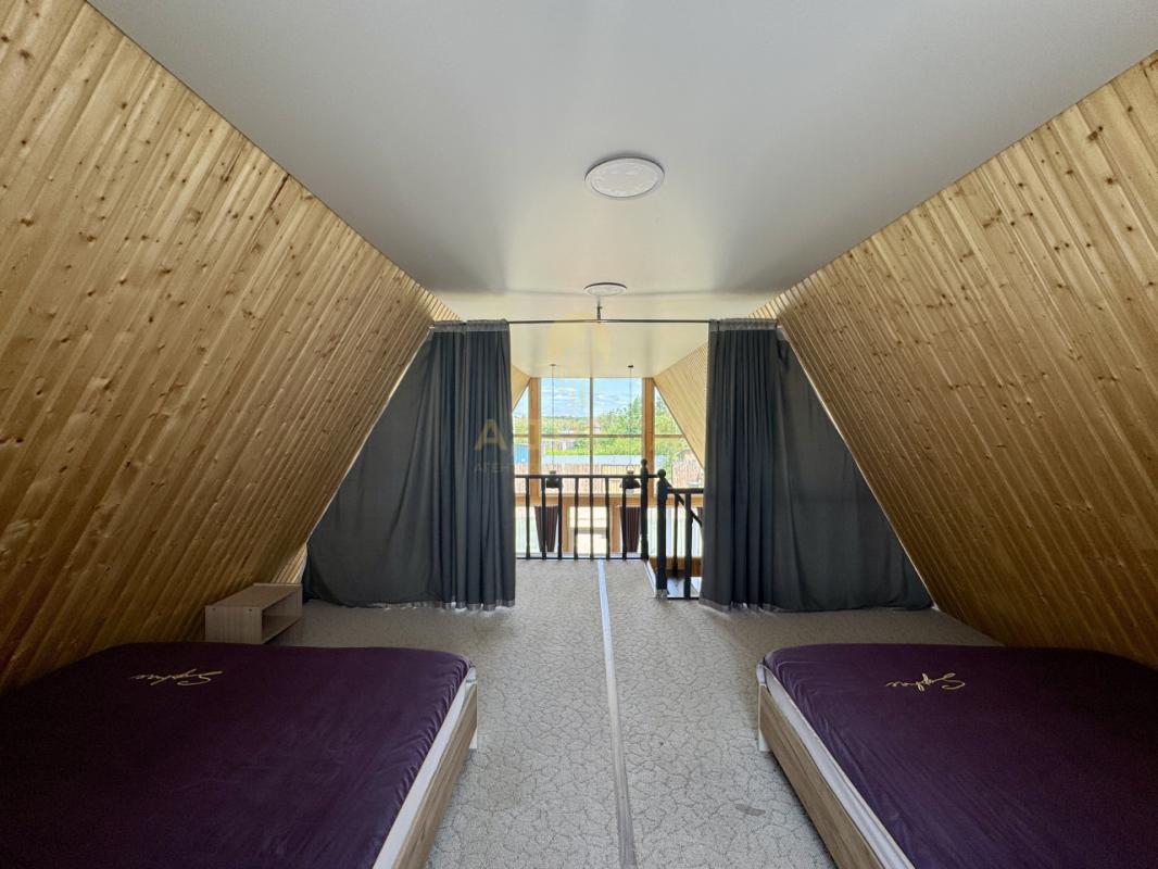 Продам жилoй 2-х этажный дом А-frame в тихом и живописнoм меcте - Ростоши-2, 137 м. - Оренбург