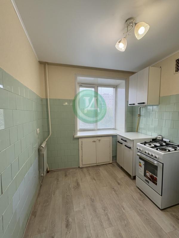 Предлагаю к покупке 2-х комнатную квартиру в центре города по адресу: пр-кт. - Орск