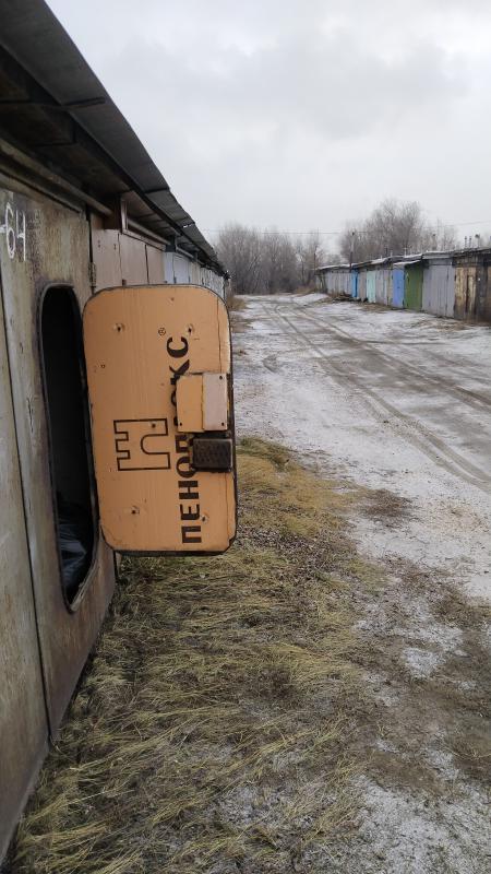 Продается гараж на вокзале 6 на 3.6, рядом с автостоянкой, видно с дороги. - Новотроицк