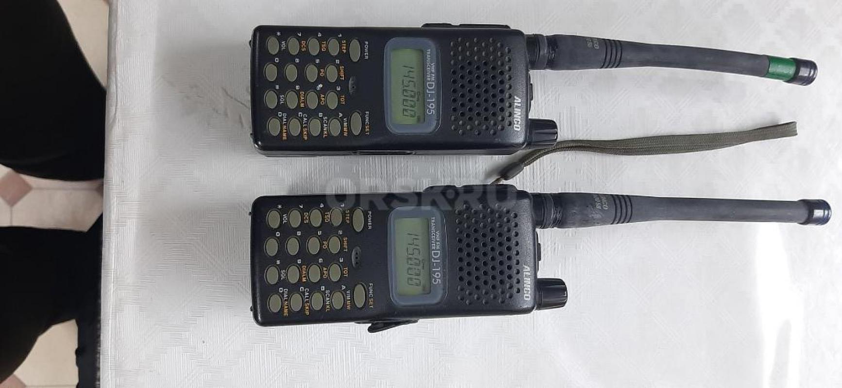 Продам две японских рации и зарядное к ним - Орск