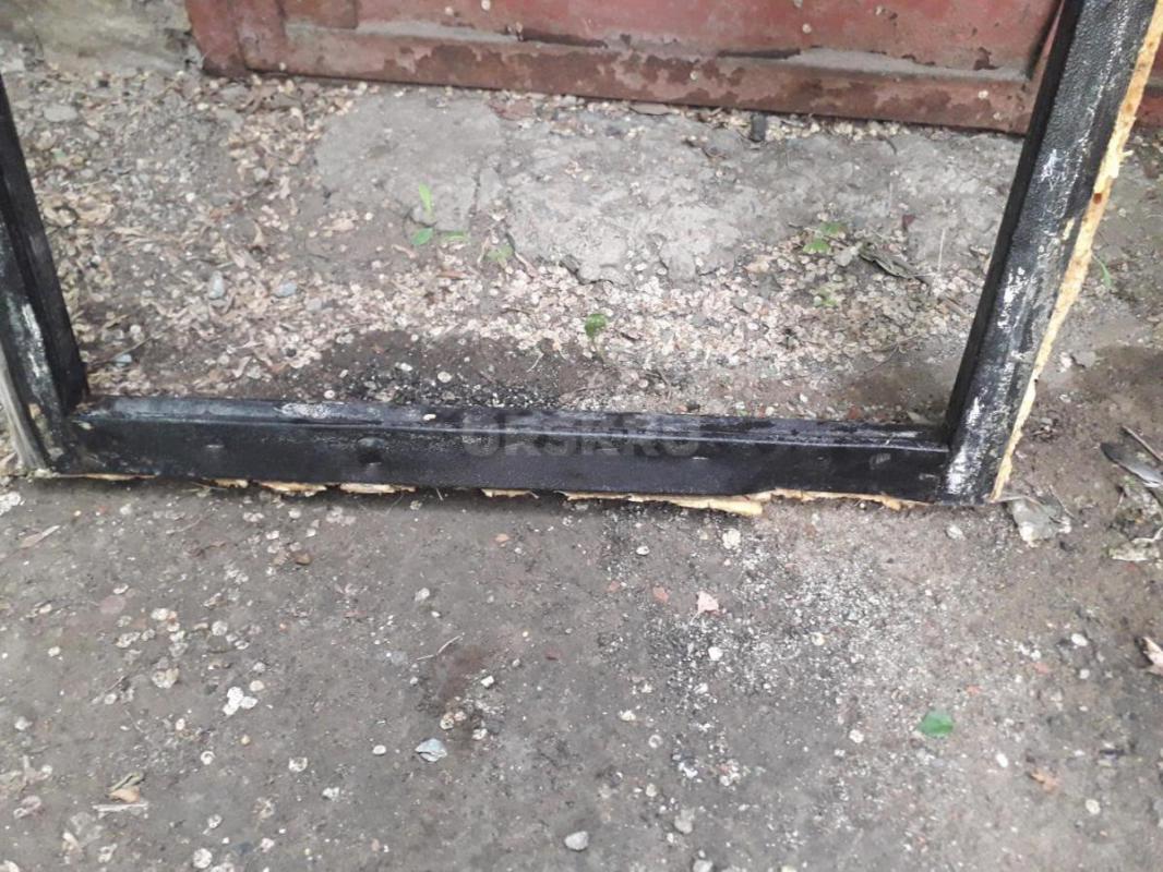 Металлическая входная дверь с коробкой. - Орск