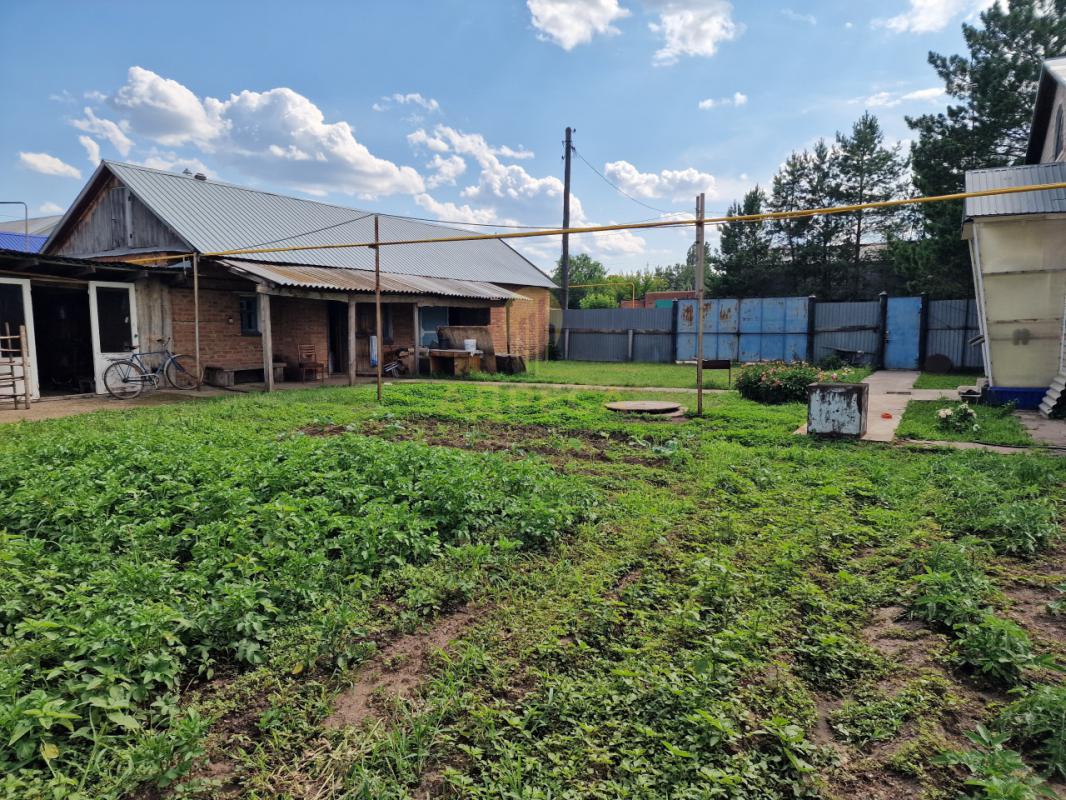 Продаётся дом с земельным участком, всё в собственности, по документам квартира ,общей площадью 75,9 - Краснохолм