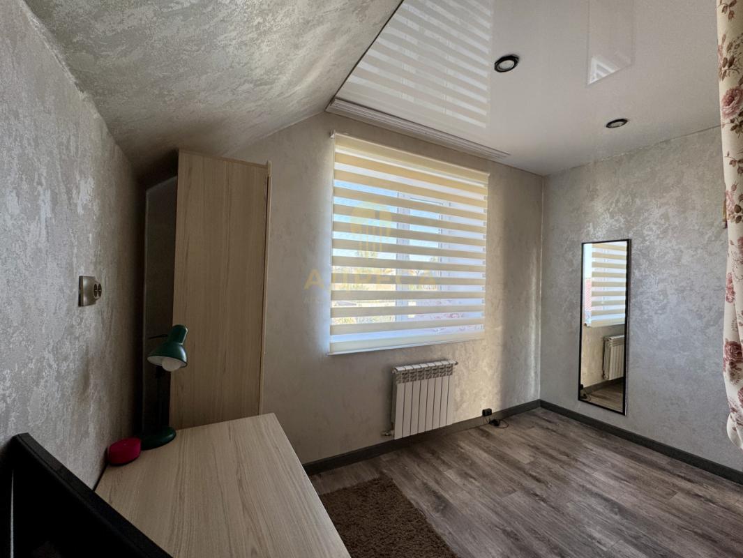 Предлагаем Вaшeму вниманию БОЛЬШОЙ ДОМ с ремонтом и мебелью, С ГАРАЖОМ по хорошей цене! - Оренбург