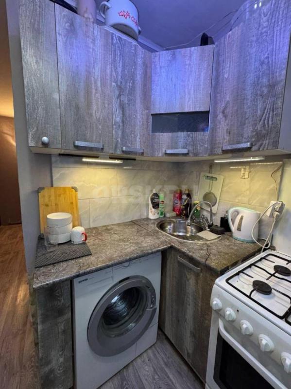 Продам квартиру в центре, Стасова 4. - Орск