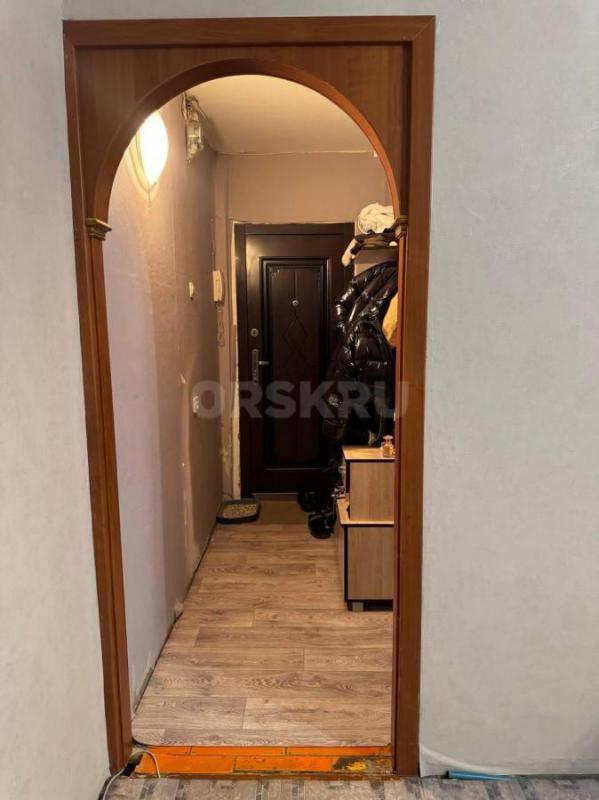 Продам квартиру в центре, Стасова 4. - Орск