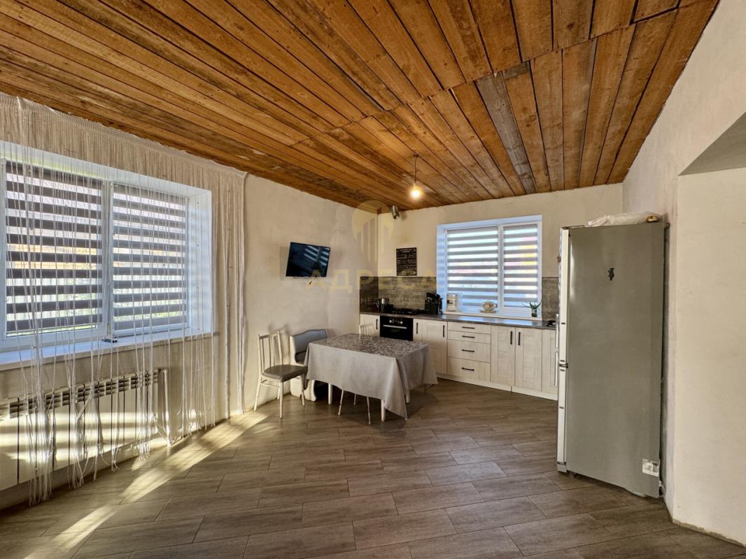 Предлагаем Вaшeму вниманию БОЛЬШОЙ ДОМ с ремонтом и мебелью, С ГАРАЖОМ по хорошей цене! - Оренбург