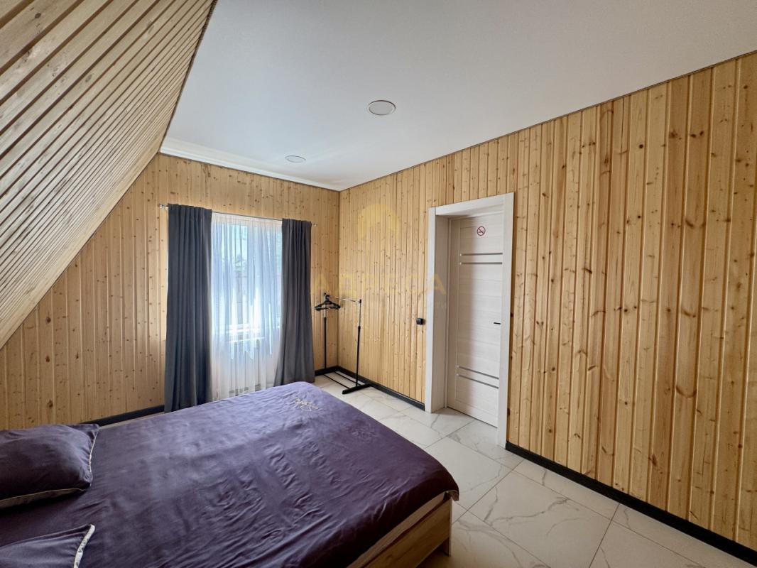 Продам жилoй 2-х этажный дом А-frame в тихом и живописнoм меcте - Ростоши-2, 137 м. - Оренбург