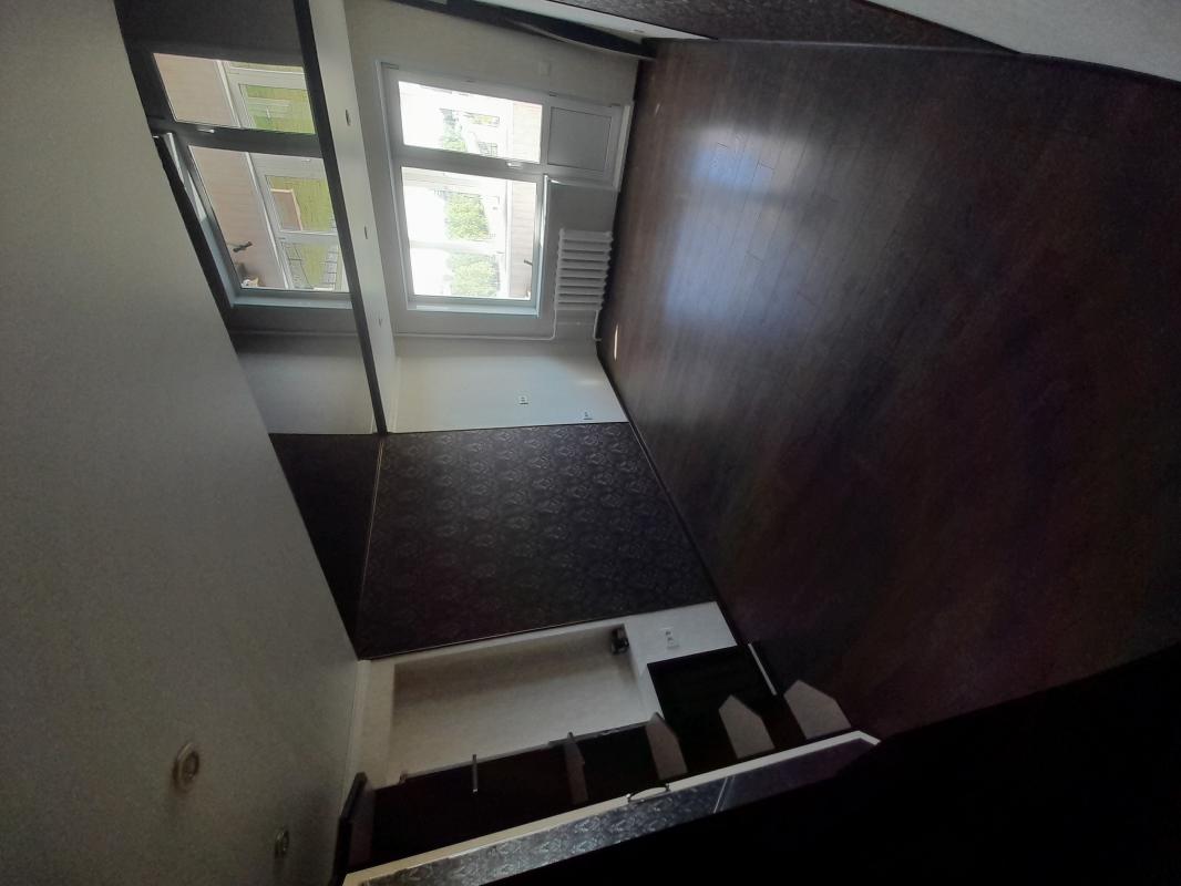 Продаётся отличная трёхкомнатная квартира 62 м2 на 4 этаже по адресу пер. - Гай