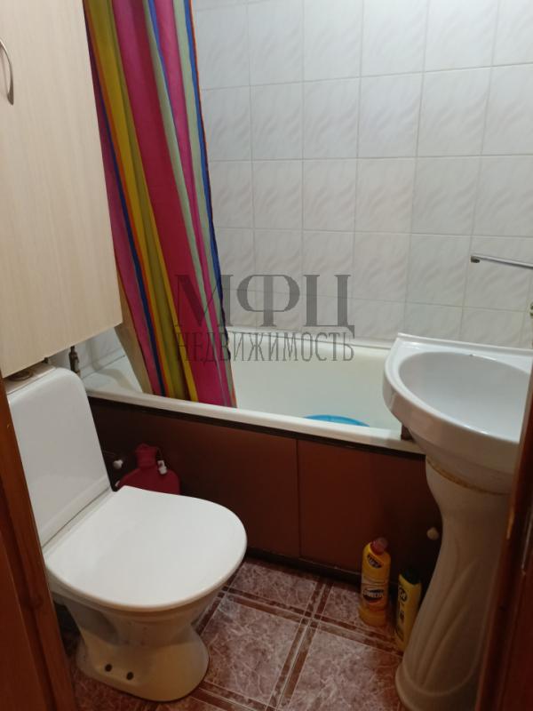 Продам квартиру в центре ЖД Вокзала ст. - Орск