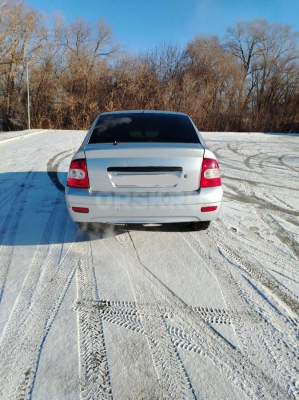 Продам Приору 2009 год выпуска
Приятный внешний вид
Салон чистый и опрятный, без лопин и потёртост - Орск