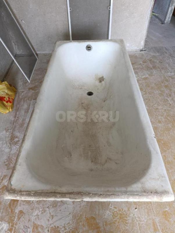Продам чугунную ванну, длина 1,5  цена 1500р. - Орск
