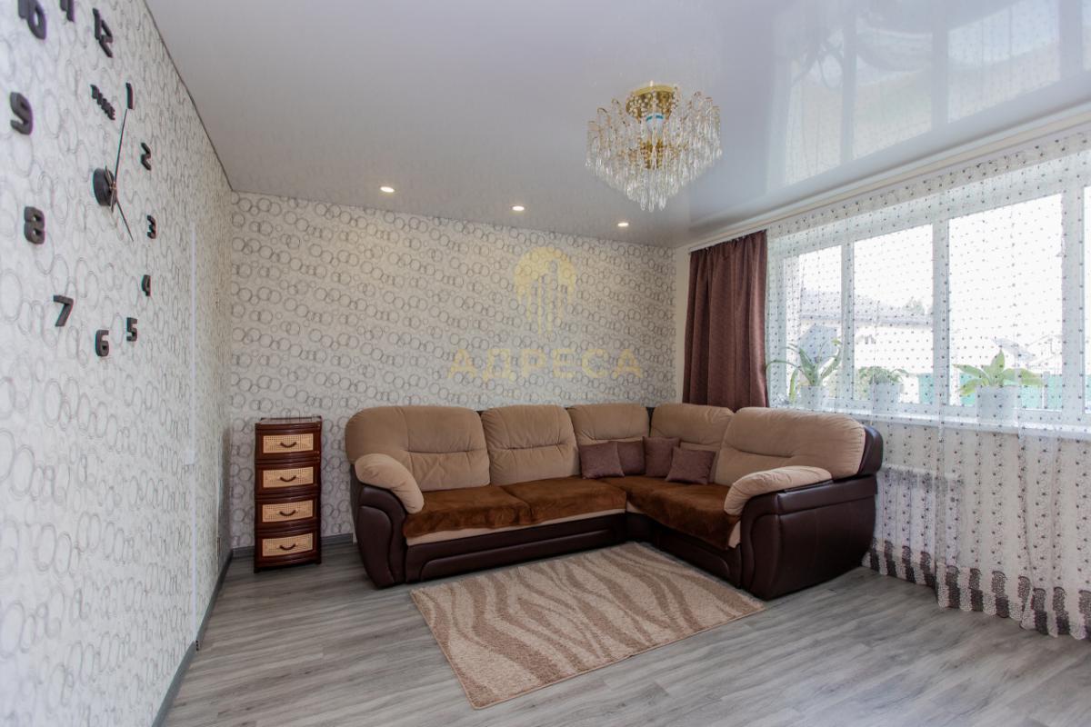 Продаётся 2-х этажный дом с земельным участком площадью 6 соток. - Оренбург