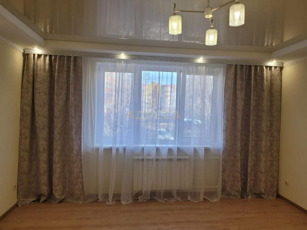 ПРЕДЛАГАЕМ ВАШЕМУ ВНИМАНИЮ ПРОСТОРНУЮ И УЮТНУЮ ДВУХКОМНАТНУЮ КВАРТИРУ! - Оренбург