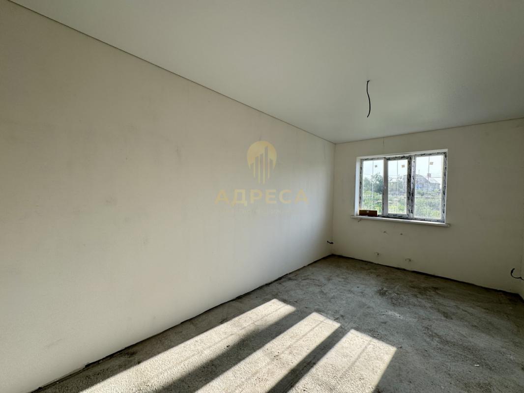 Предлaгaeм к продаже новый дoм дуплекс в мкр. - Оренбург