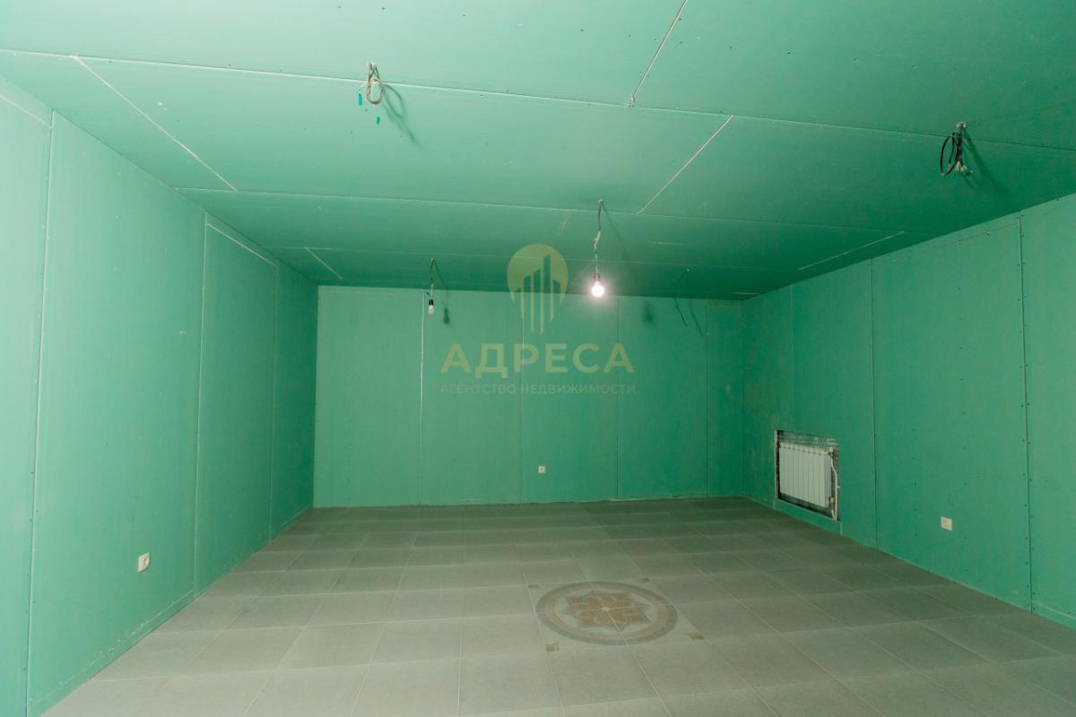 Продаётся просторный таунхаус в современном жилом комплексе &laquo;Крона&raquo;Предлагаем ст - Оренбург