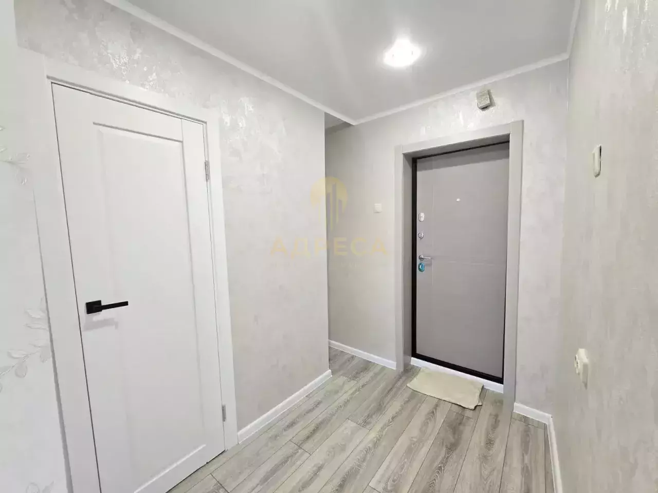 Продается двухкомнатная малогабаритная квартира в Сакмаре!✨ Описание:&bull; Квартира с косметиче - Сакмара