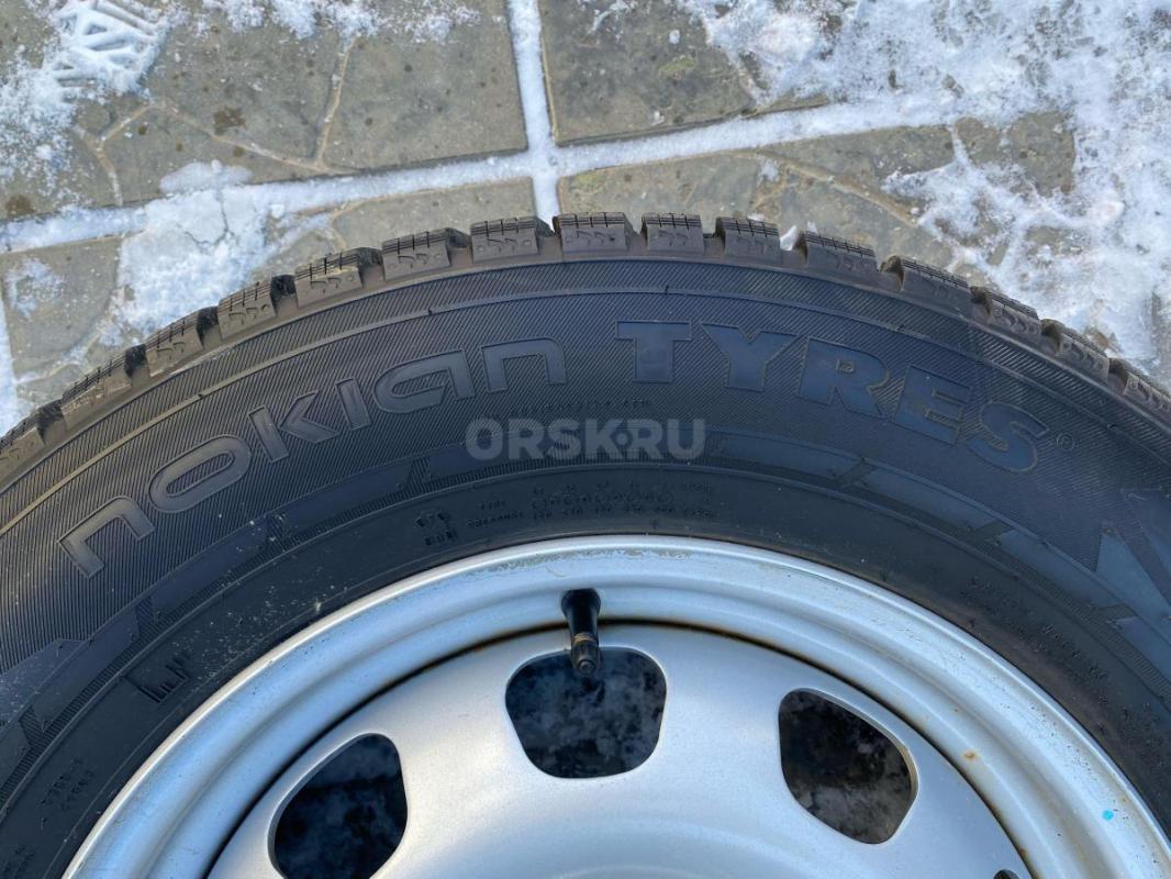 Продам комплект зимних колес Nokian Tyres Nordman 7 SUV 215/65 R16. - Орск