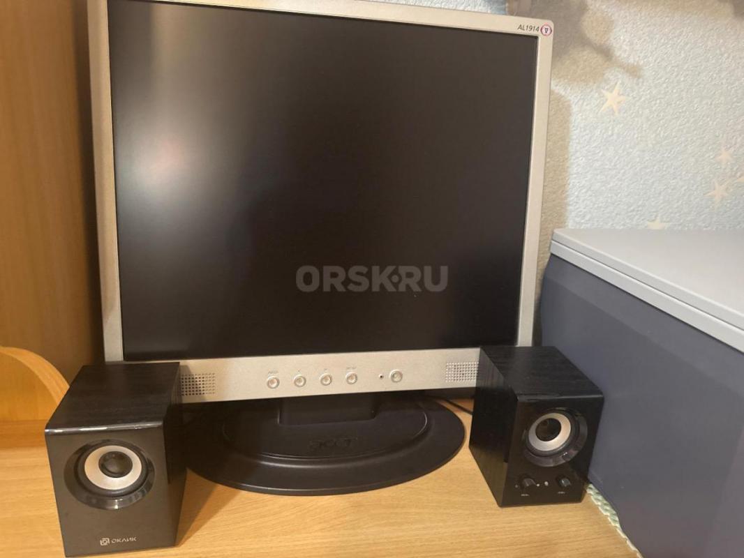 Продам рабочий компьютер с монитором, клавиатурой, мышью и колонками за 7000 - Орск