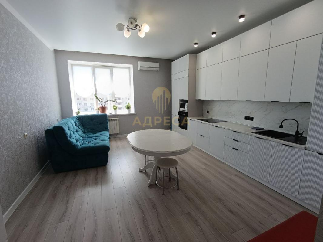 Предлагаем вашему вниманию стильную и уютную евротрехкомнатную квартиру площадью 85,3 кв. - Оренбург