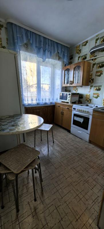 Продается квартира в хорошем состоянии, рядом областная больница на Аксаково. - Оренбург