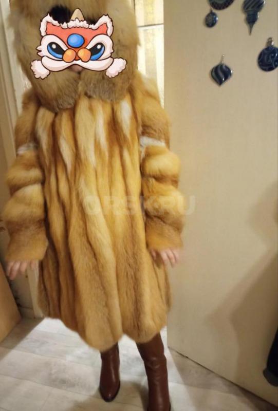 ПРОДАМ ШИКАРНУЮ ШУБУ ИЗ МЕХА ЛИСЫ. - Орск