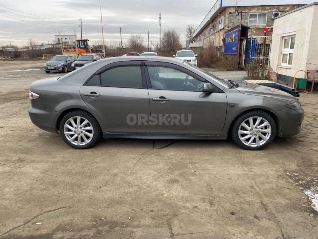 Движок и коробка в отличном состоянии (масло совсем не ест). - Орск