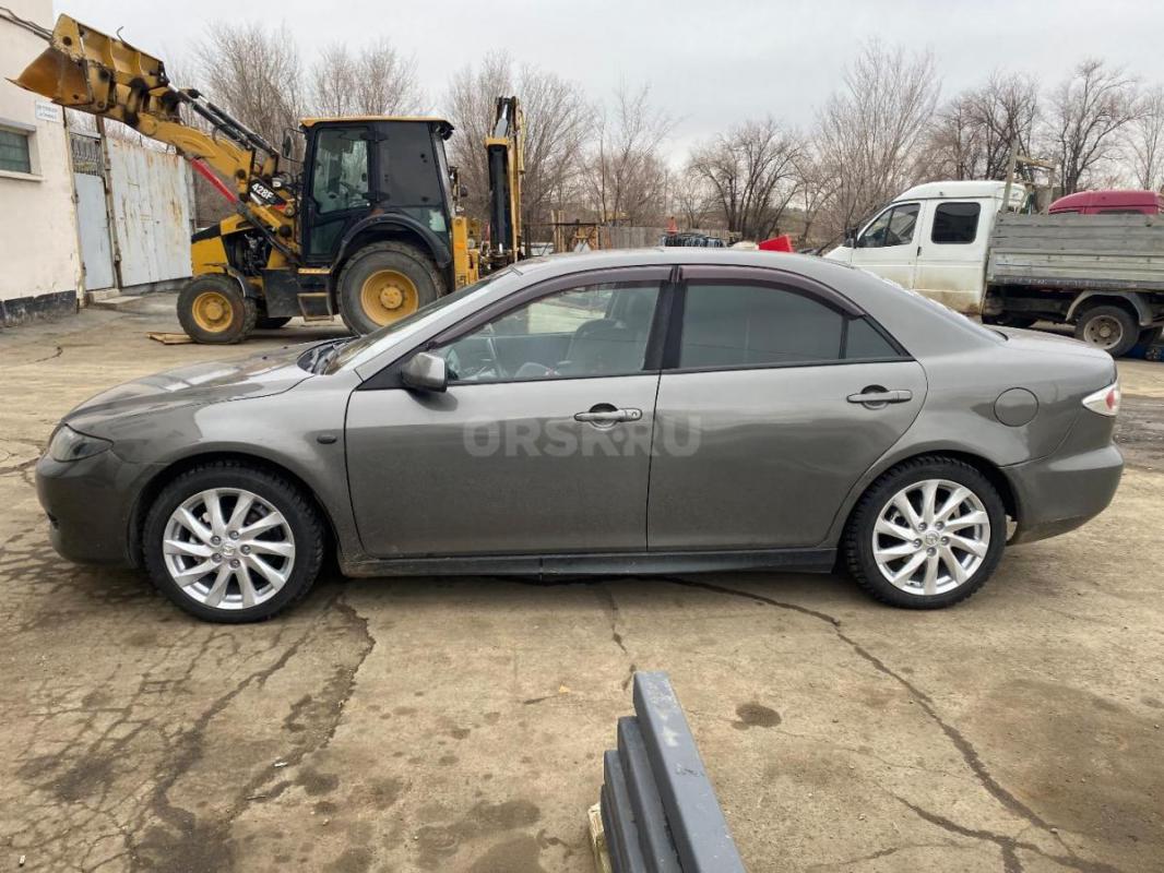 Движок и коробка в отличном состоянии (масло совсем не ест). - Орск