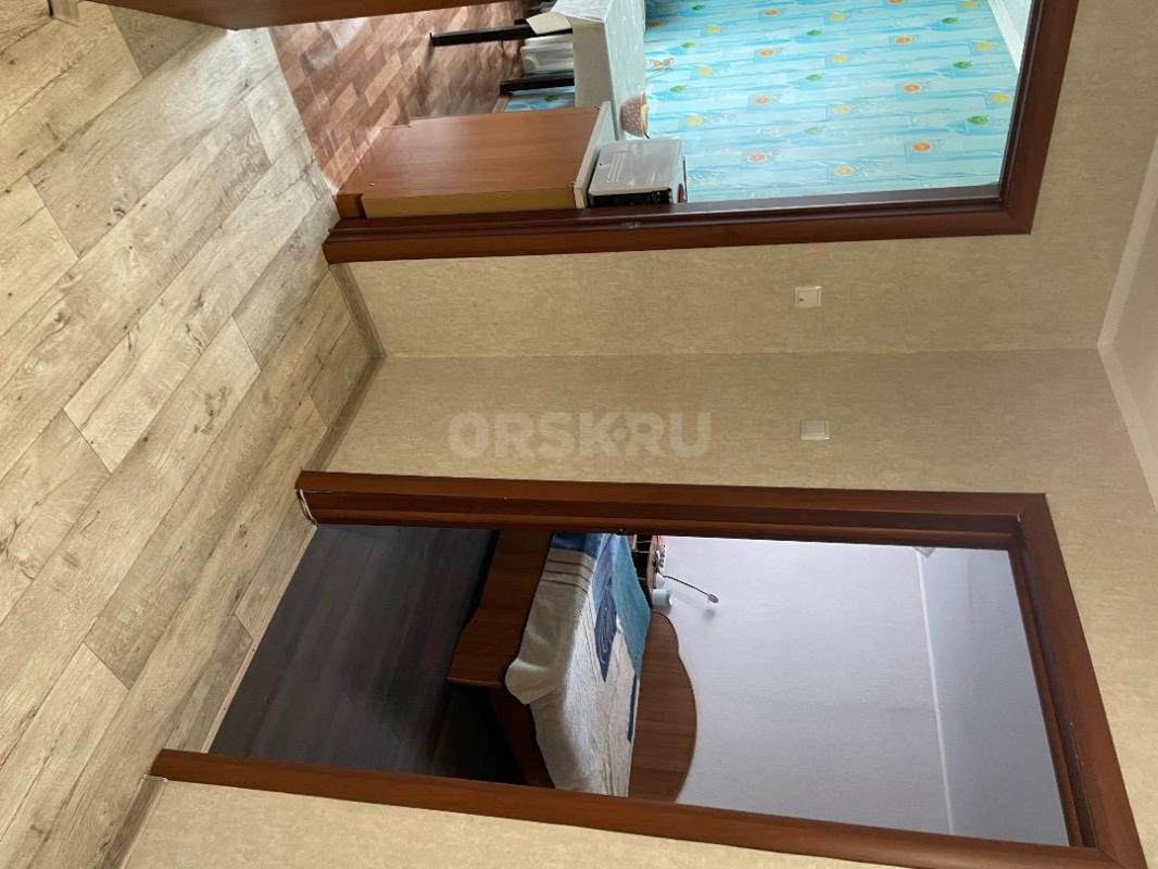 Продам просторную, светлую, теплую квартиру. - Орск