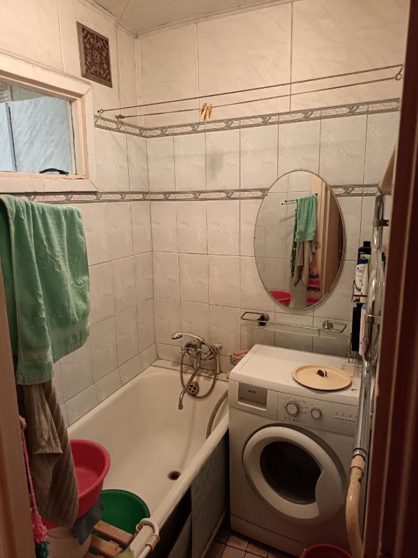 Продаётся уютная двухкомнатная квартира  мебелью, площадью 45 квадратных метров на четвёртом этаже п - Новотроицк